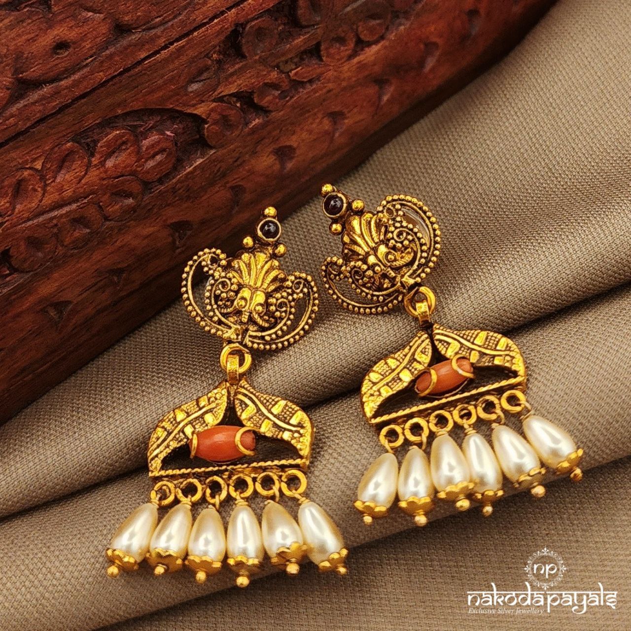 Pearled Drop Earrings (Ge10423)