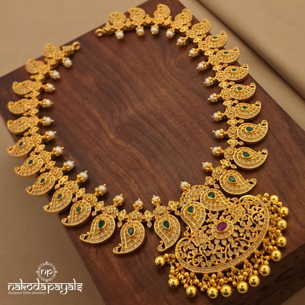 Majestic Mango Neckpiece (Gn10878)