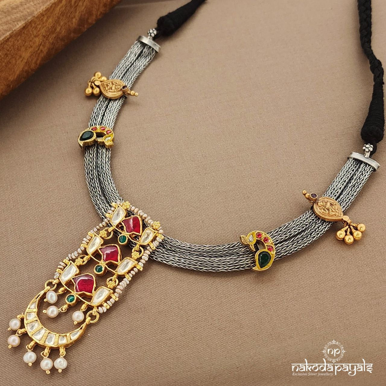 Mesmerizing  Kundan Peacock Neckpiece (N10986)