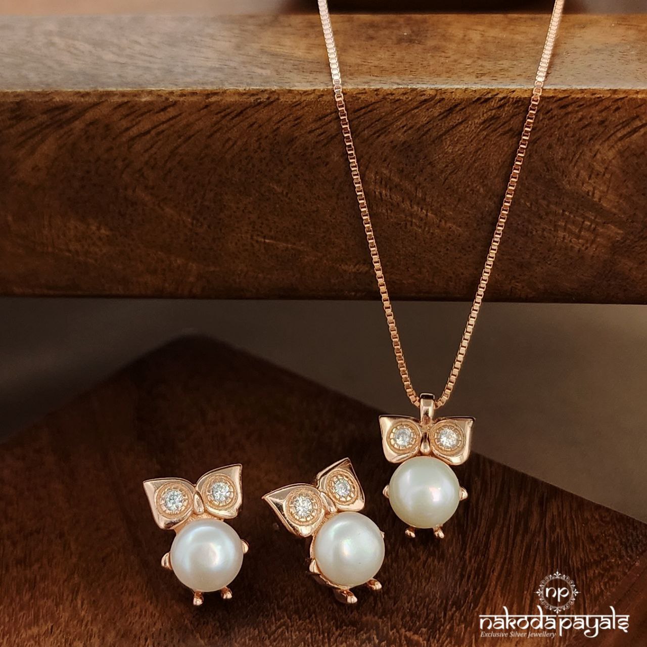 Rose Gold Owl Pendant Set (St3888)