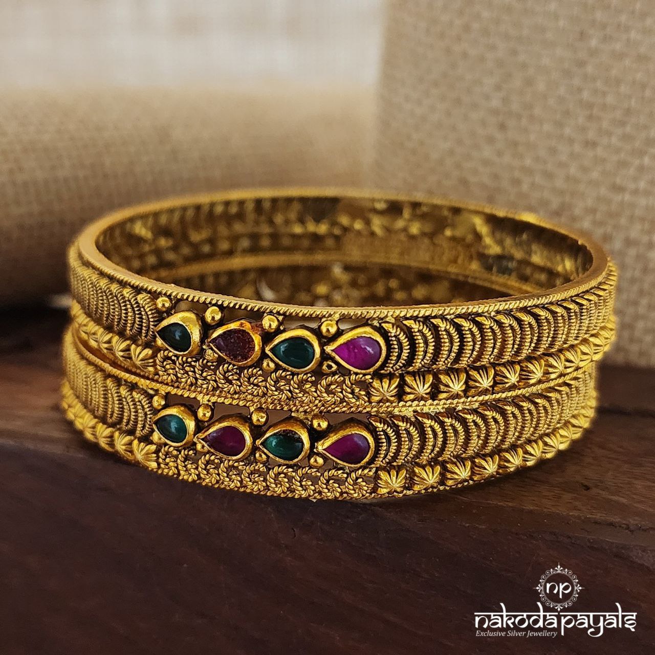 Half Moon Kemp Bangles (Gk2790)