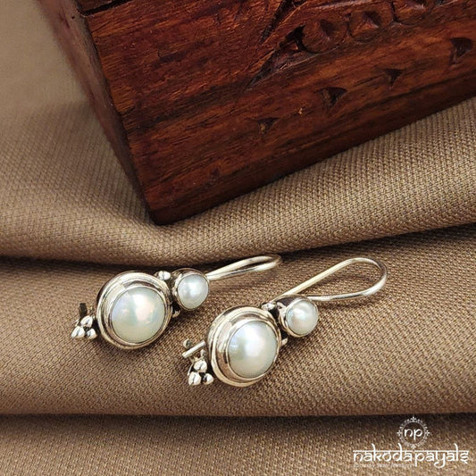 Pearled Drop Hanging (S9547)