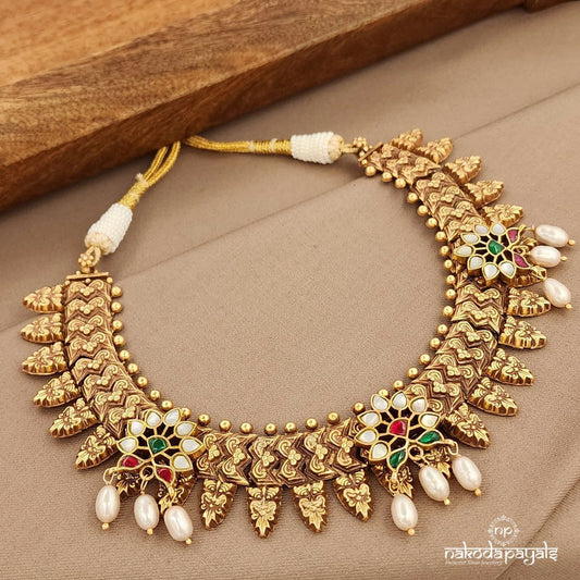 Gorgeous Leafy Flower Kundan Neckpiece (Gn9282)