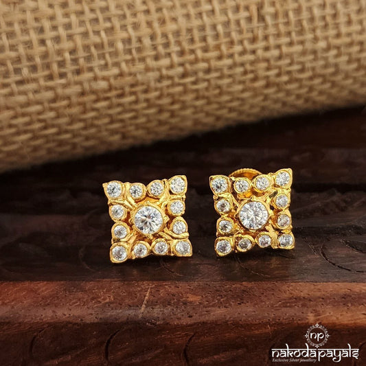 Squarish White Studs (Ge8968)