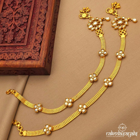 Flat Belt White Kundan Anklets Pair (A6883)