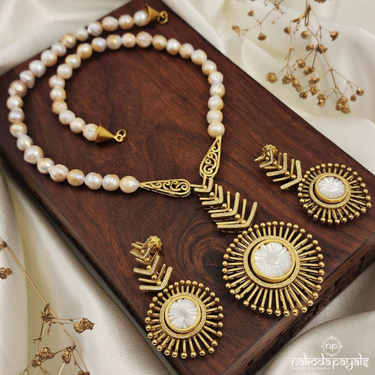 Pearl Antique Neckpiece With Earrings (Gn8631)