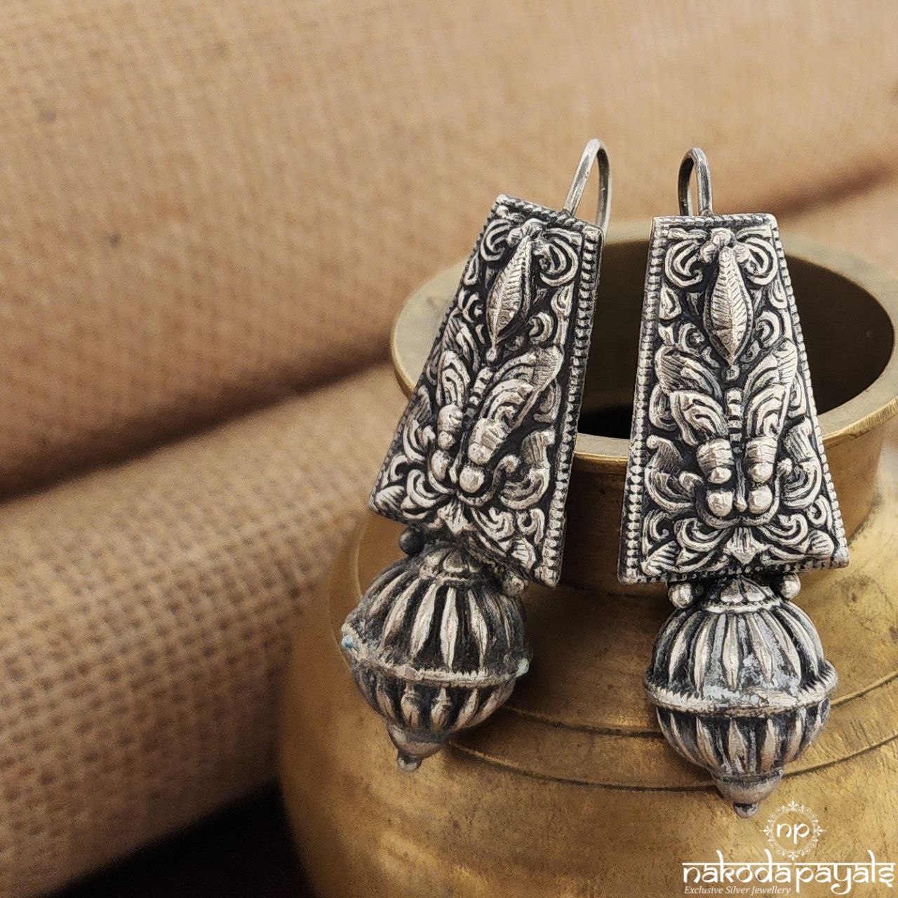 Tribal Plain Hanging (C3375)