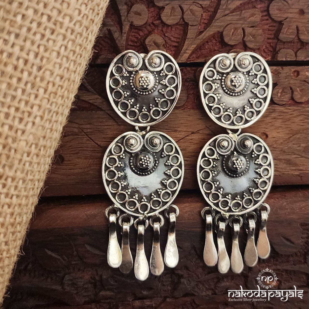 Gorgeous Oxidised Chandbali (C3647)