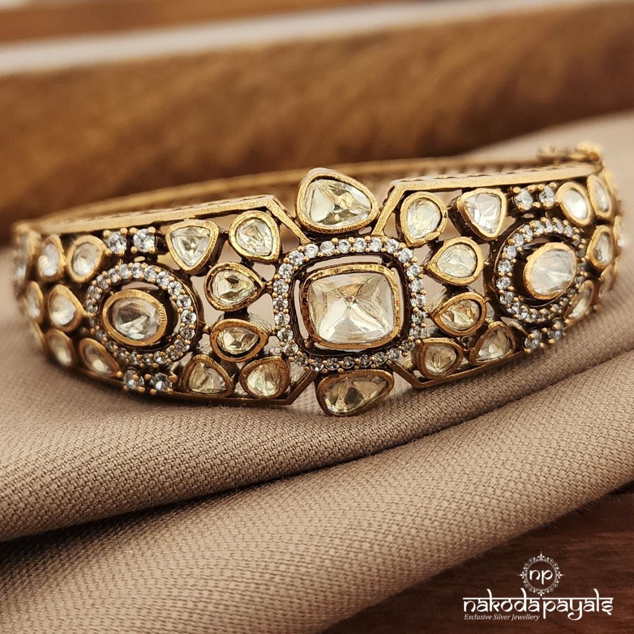 Polki White  Kada (Gk3207)