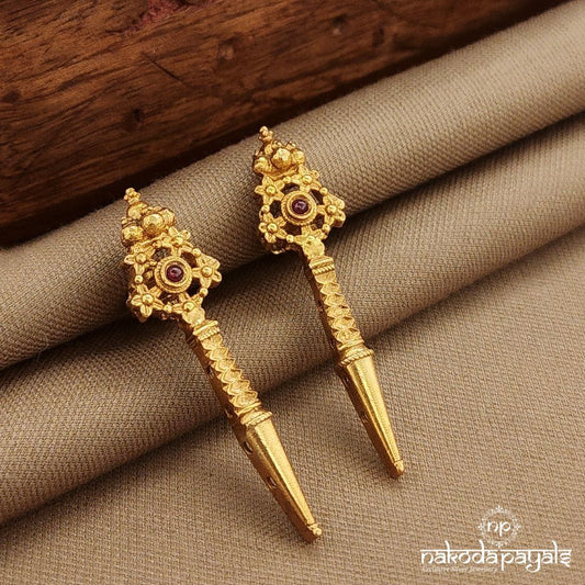 Tribal Red Dot Studs (Ge10284)