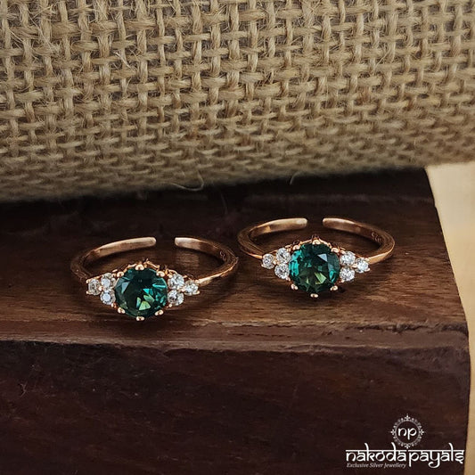 Emerald Green Toerings (T4452)