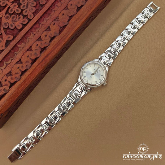 Circular Stunning Watch (W0305)