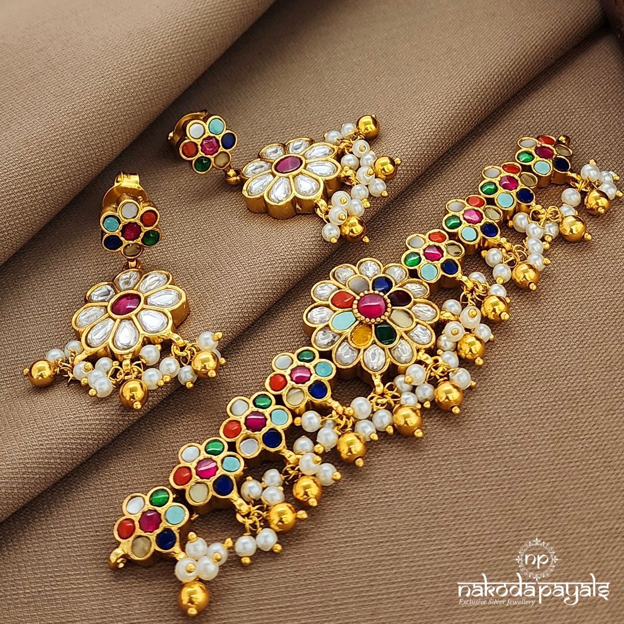 Navaratna Kundan Choker With Earrings (Gn9705)