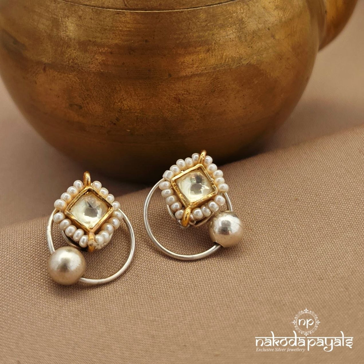 Squarish Ball Dual Tone Studs (S4262)