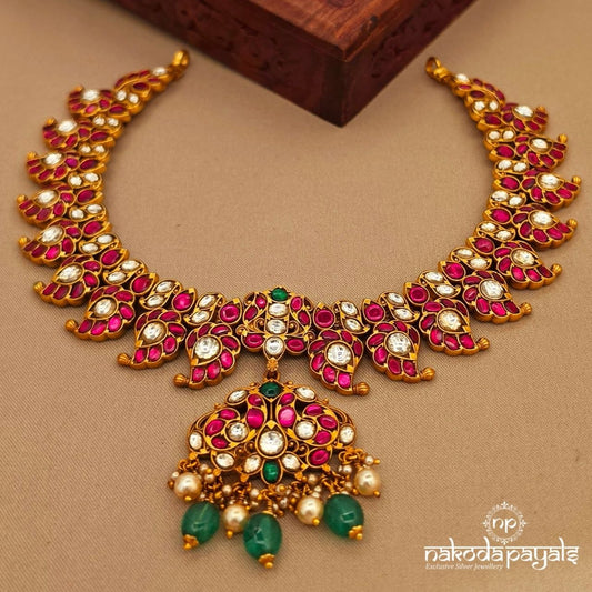 Exquisite Pearly Mango Neckpiece (Gn10197)