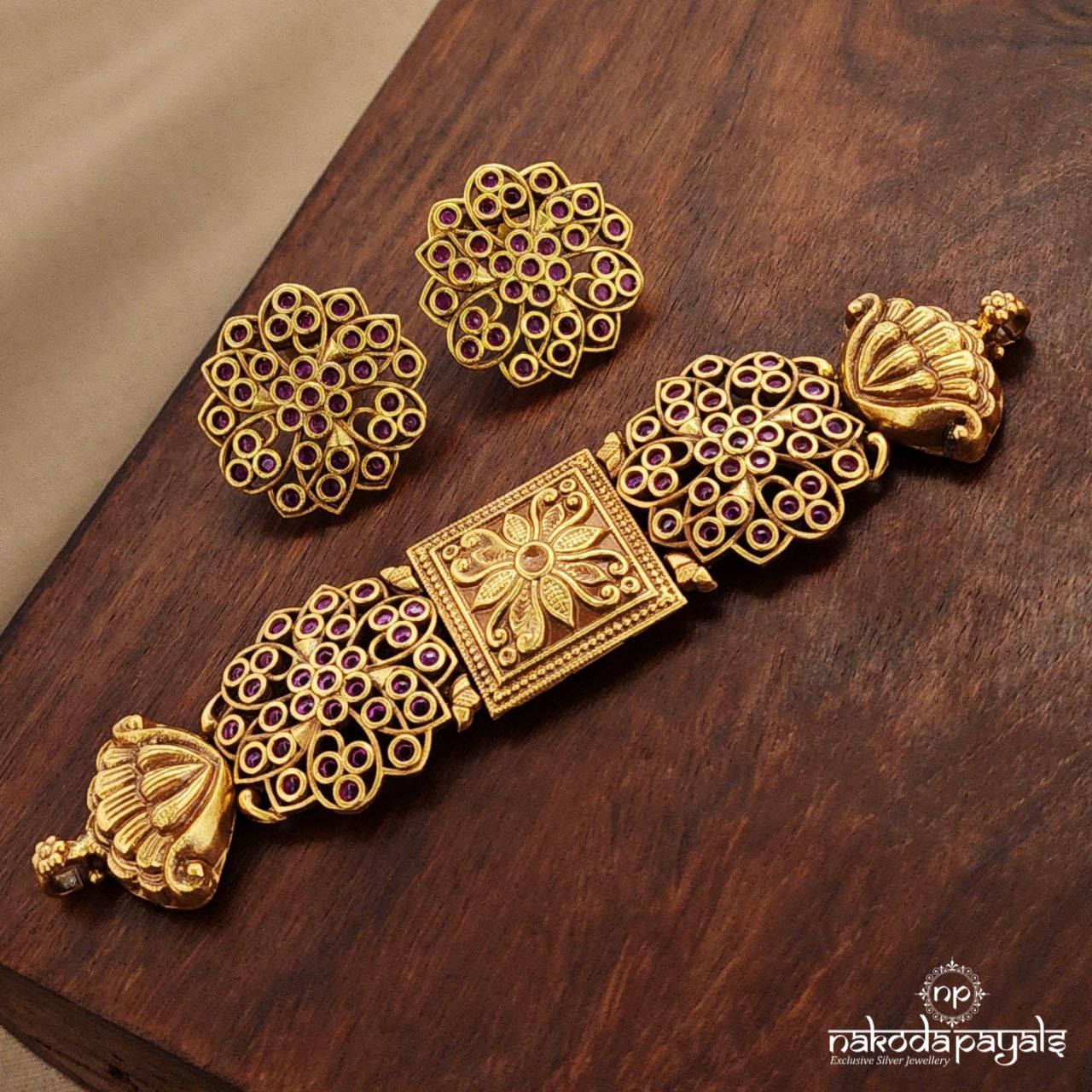 Pink Dotted Choker With Earrings (Gn9793)