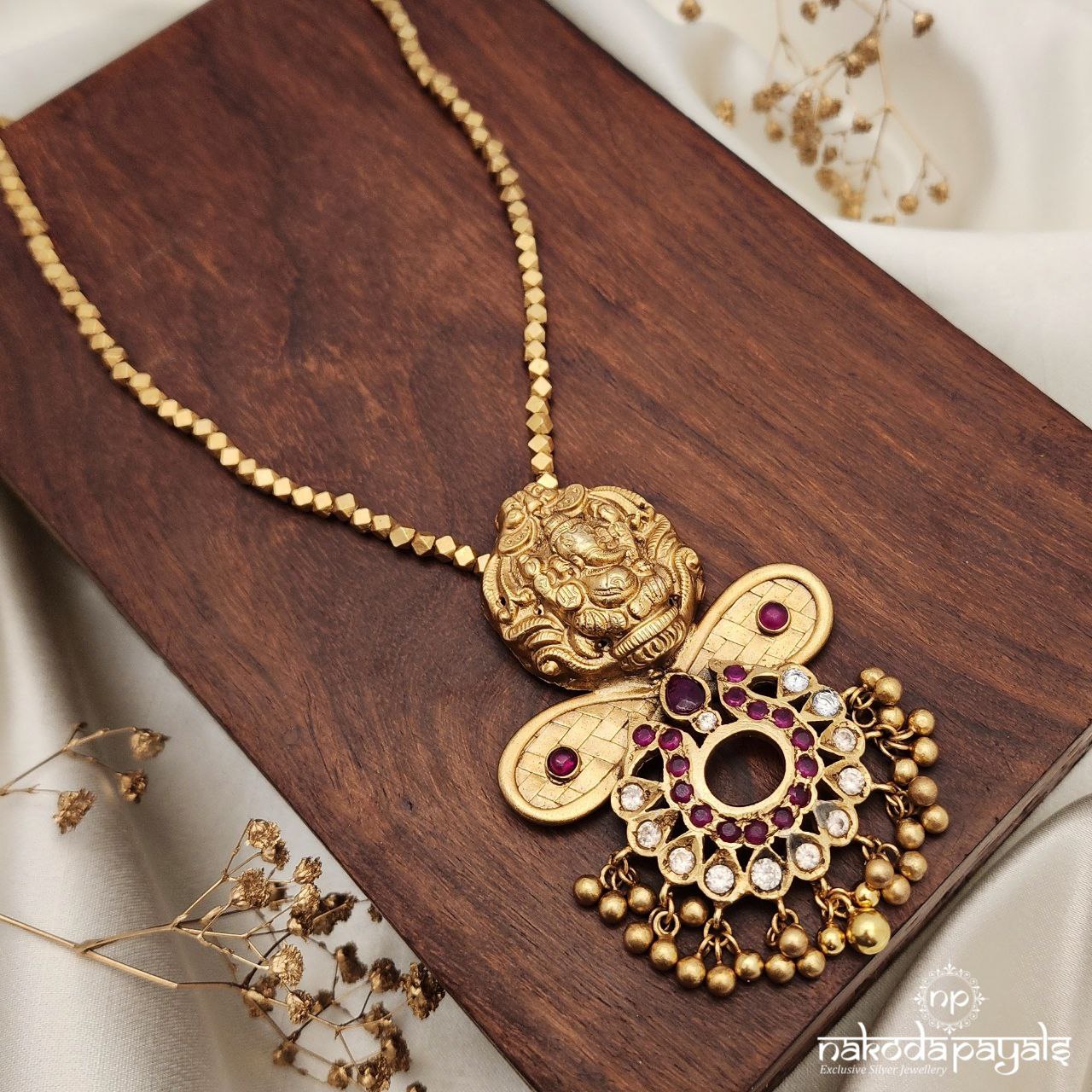 Ganesha Neckpiece  (Gn8700)
