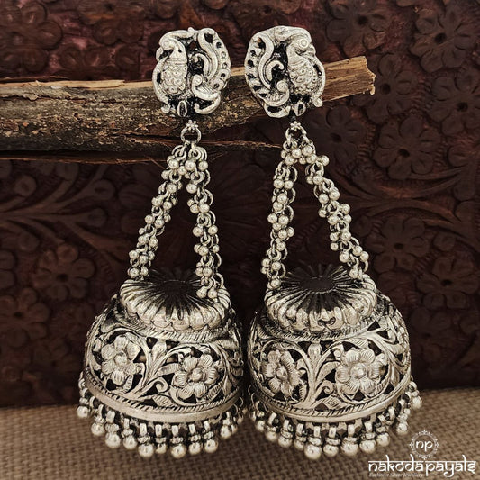 Dancing Flower Of Moonlight Jhumka (J1133)