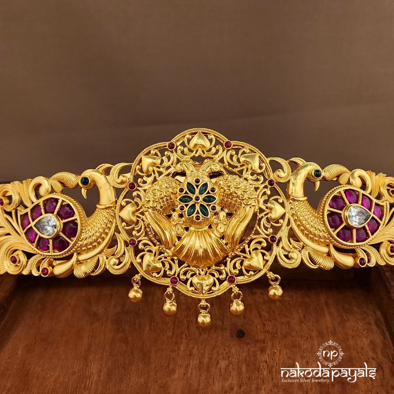 Gandaberunda Mango Red Daab With Belt (D0242)