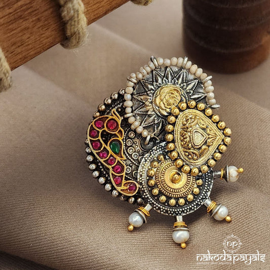 Coruscating Kemp Kundan Peocock Finger Ring (F2876)