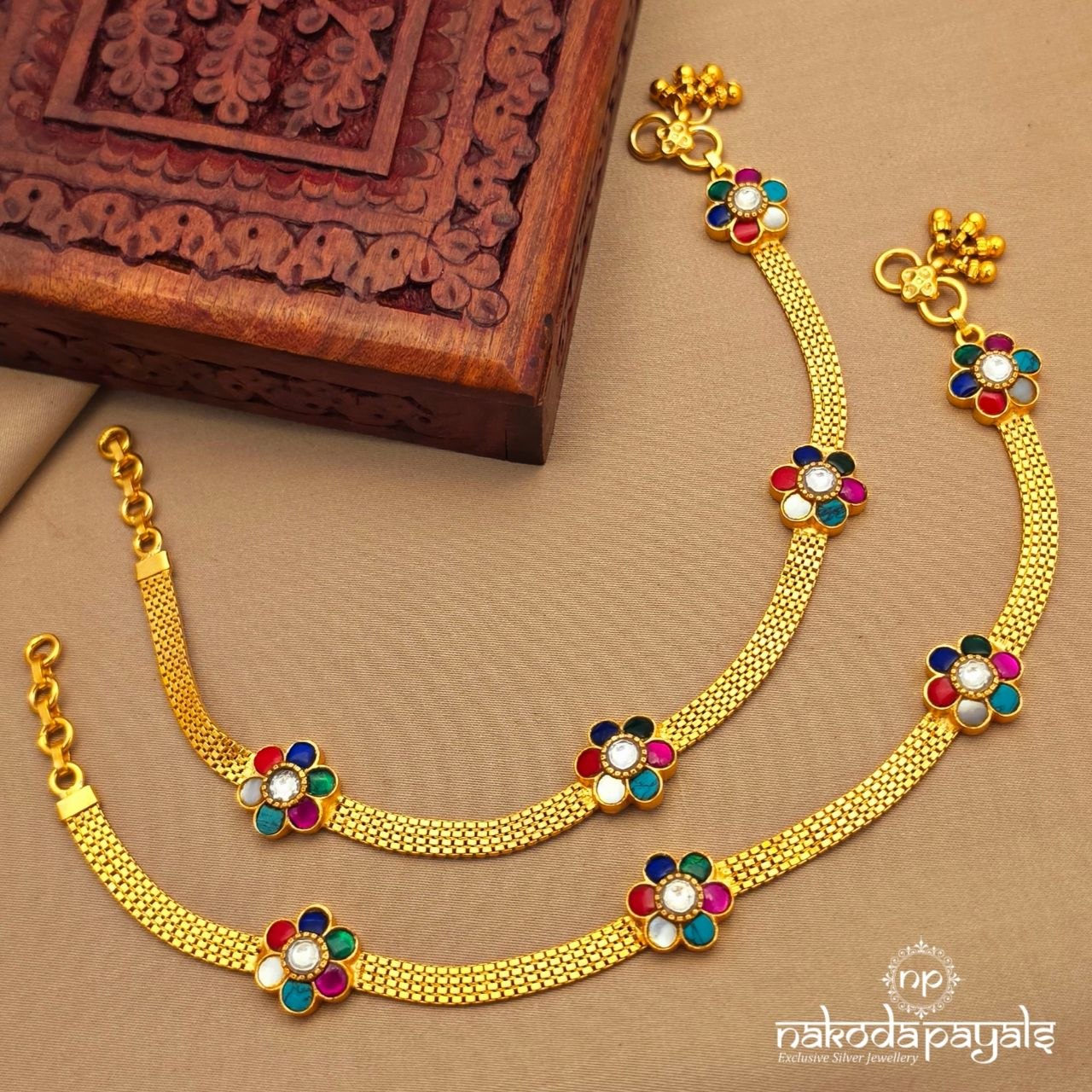 Flat Navarathna Kundan Anklets (A6883)