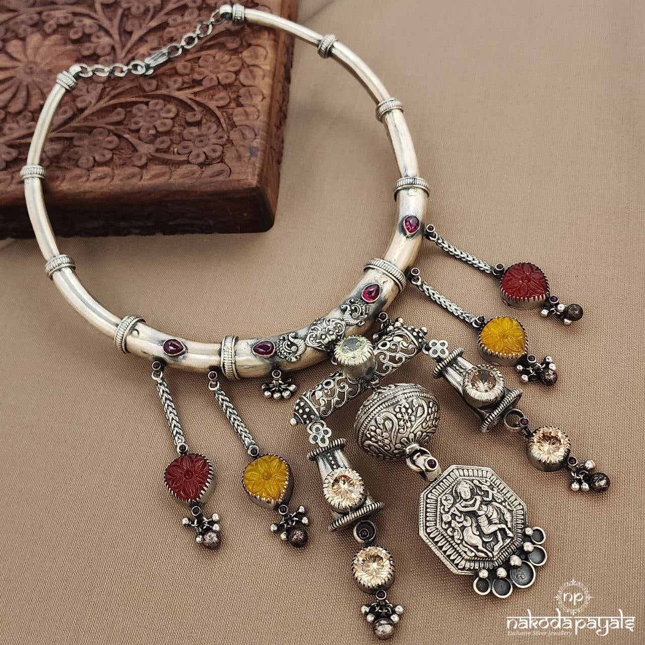 Unique Tribal Drop Hasli (N11166)