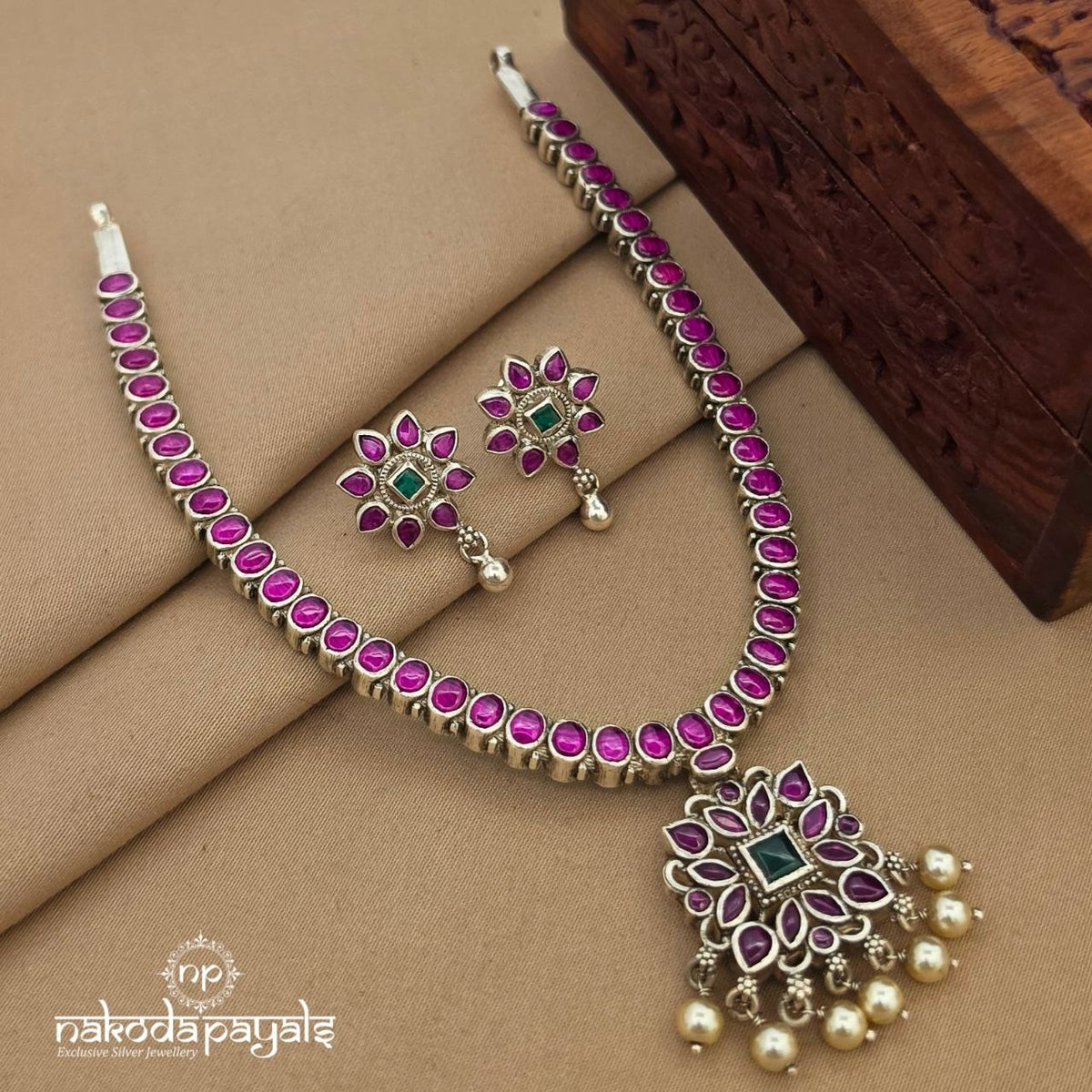 Reversible Kemp Neckpiece With Earring (N12151)