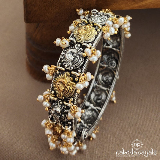 Dual Tone Pearled Drop Screw Kada (K6200)