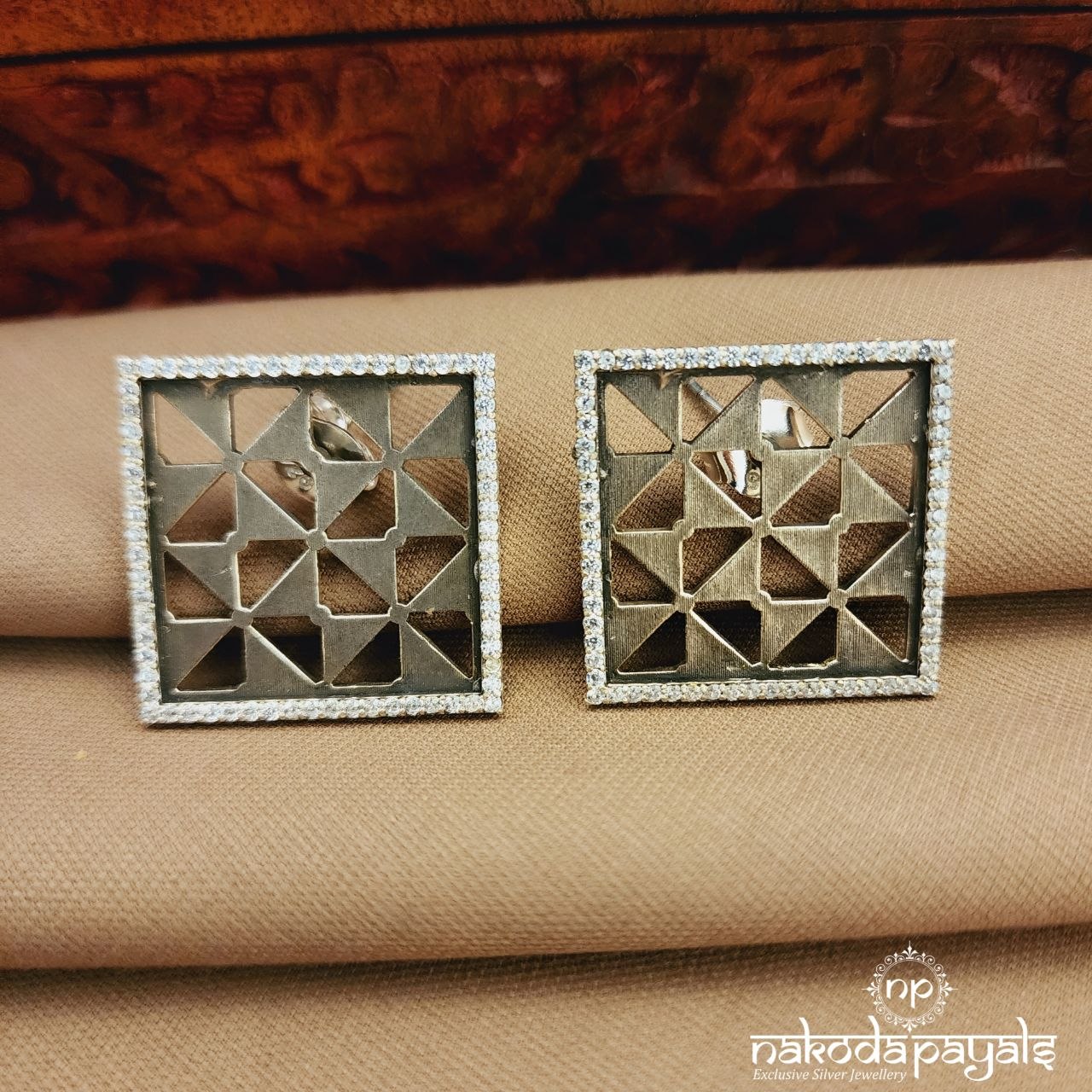 Charming Squarish Studs (S9651)