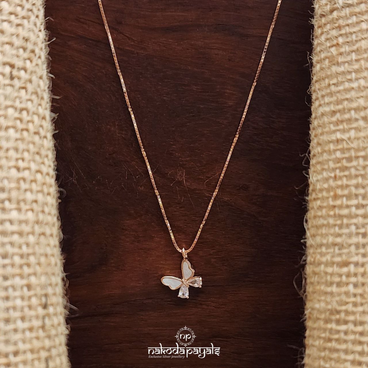 Butterfly MOP Neckpiece (St3884)