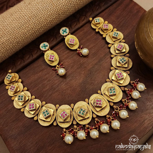 Shinney MultiColor Neckpiece with Earrings (Gn8626)