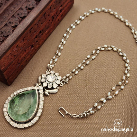 Green Pearled Neckpiece (N11601)