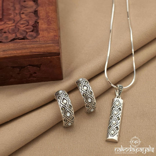 Oxidised Diamond White Pendant Set (St3985)