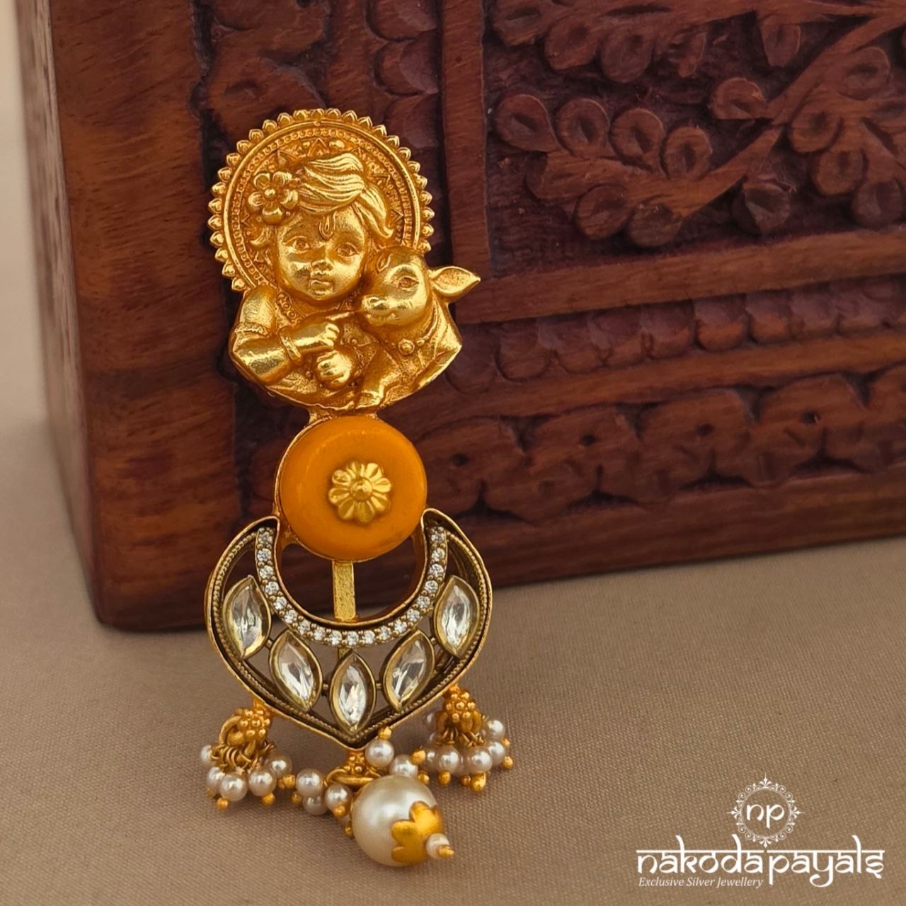 Coral Krishna Pendant (Gp2557)