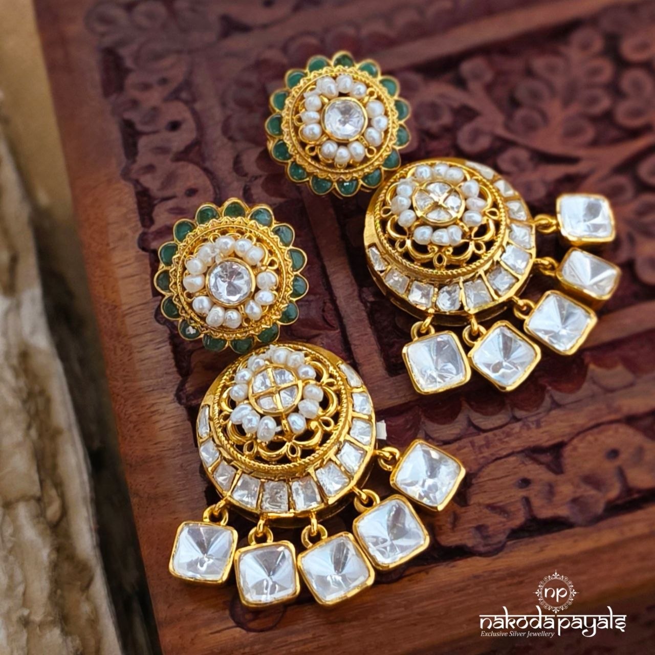 Half Moon Pearl Floral Chandbali (Ge11173)