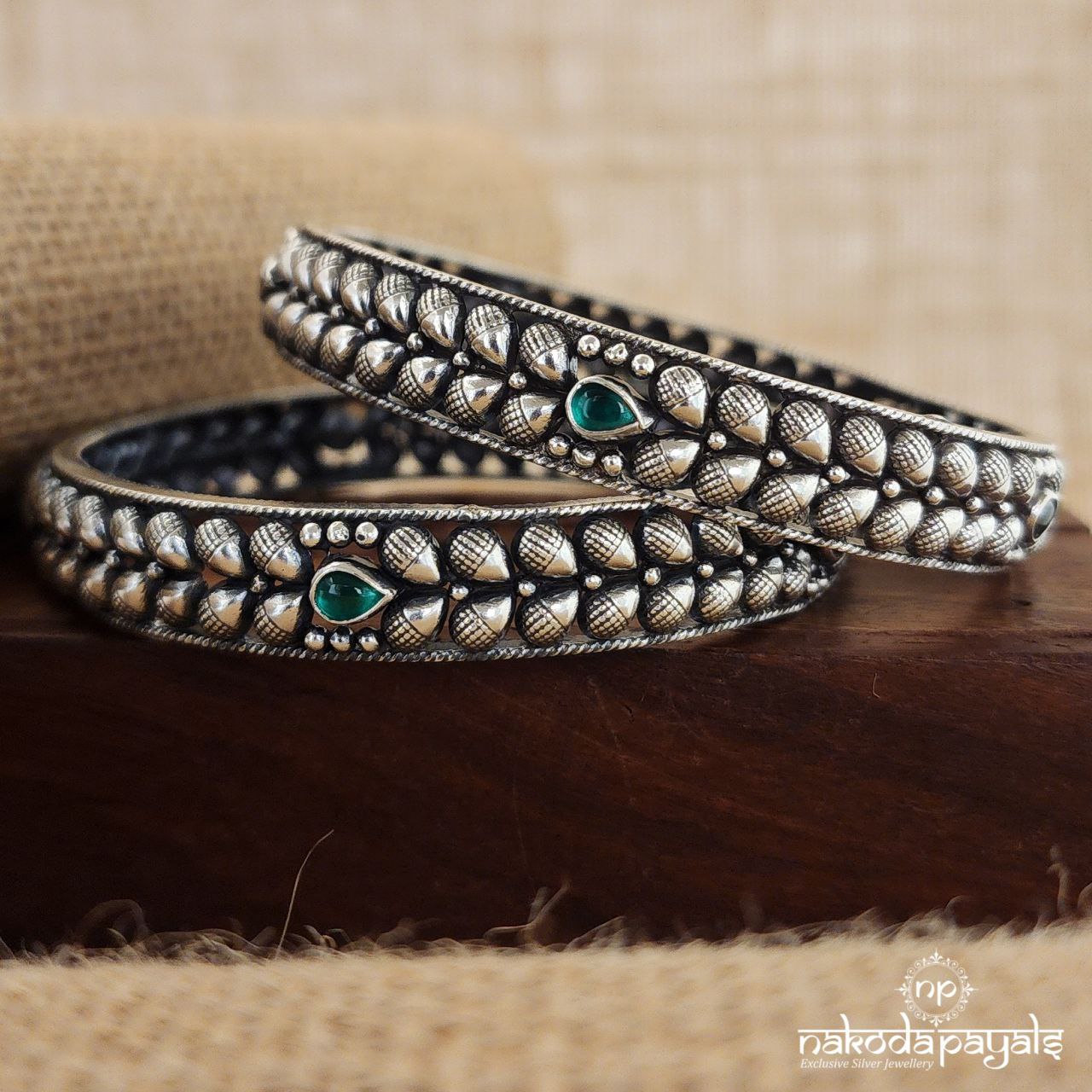 Emerald Green Mango Bangles (K5013)