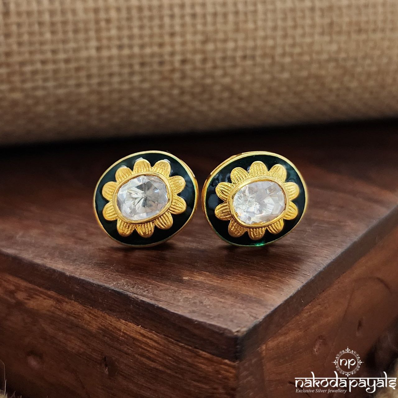 Mini Green Moissanite Studs (Ge9425)