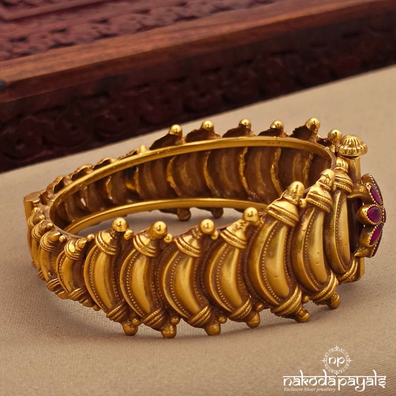 Gorgeous Floral Openable Kada (Gk3327)