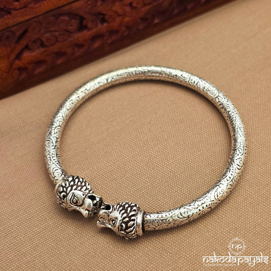 Oxidised Lion Face Mens Kada (Mc1126)