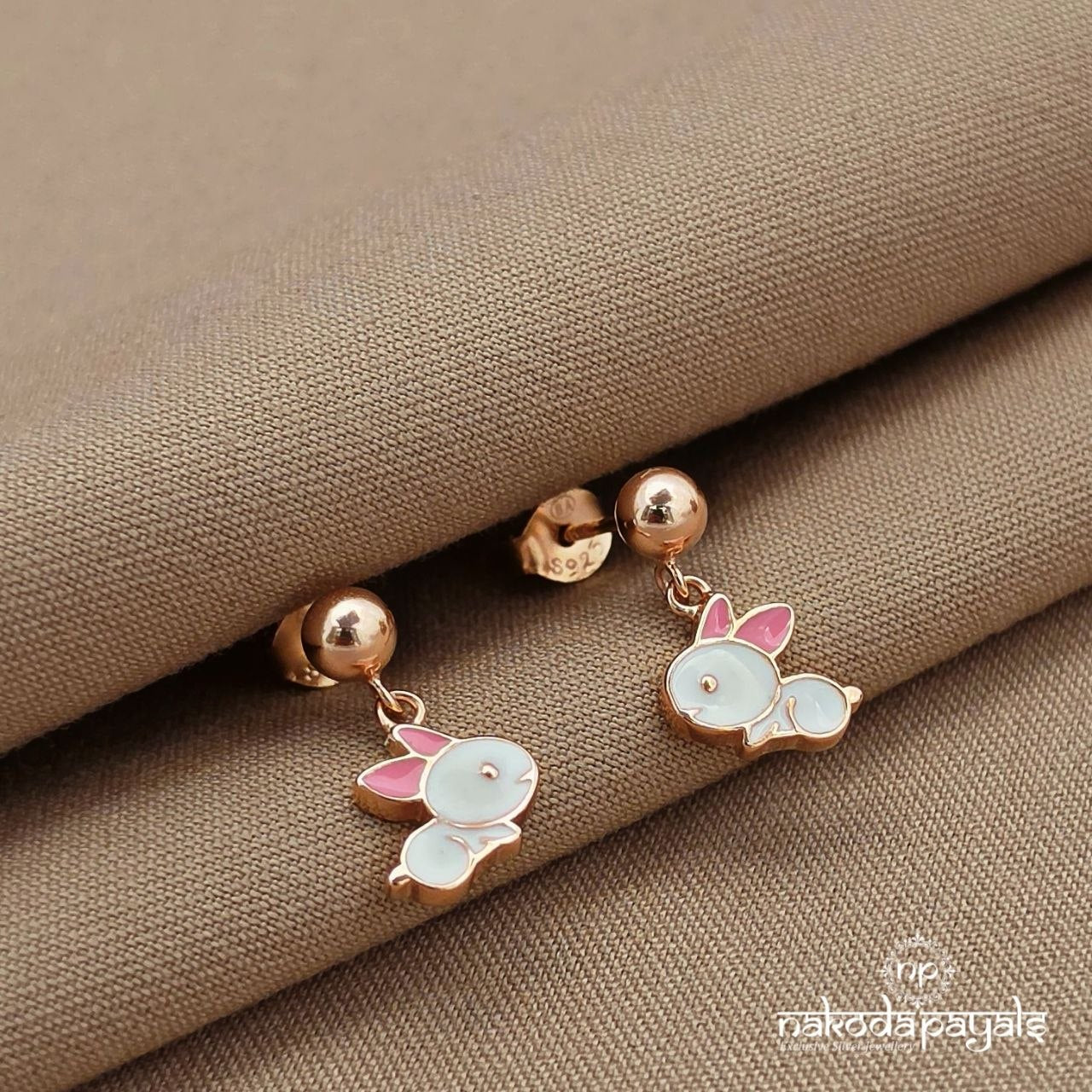 Mope cute Rabbit Rose Gold Earrings (St3998)