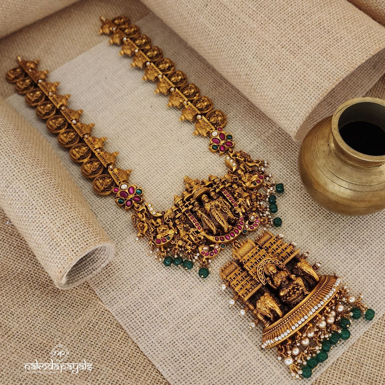 Lakshmi Embrace 3D Neckpiece (Gn8294)