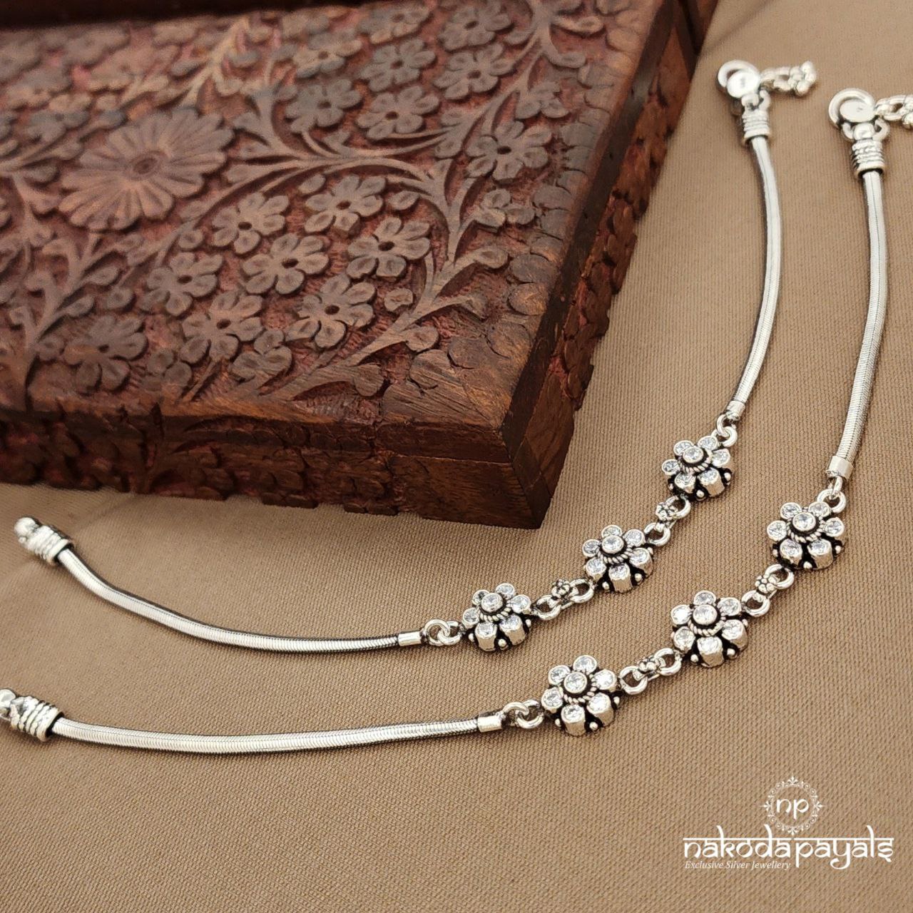 White Dot  Anklets (A6791)
