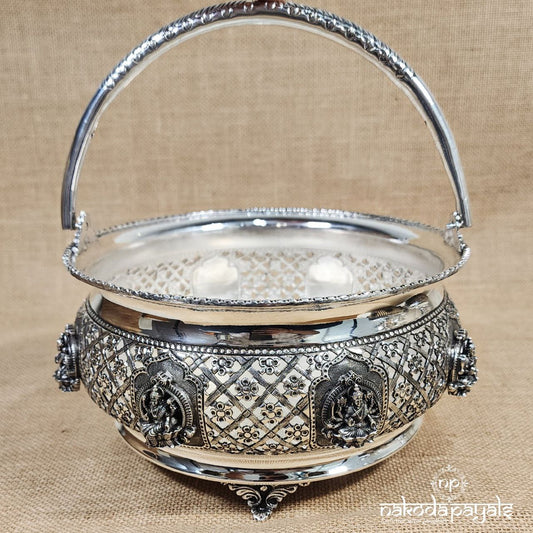 Blessing 3D Lakshmi Basket (Aa1541)