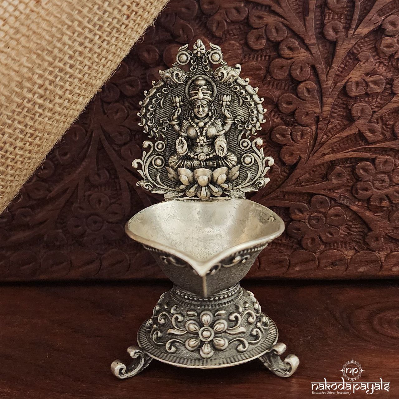 Blessings Lakshmi Kamakshi Deepa (Aa1473)