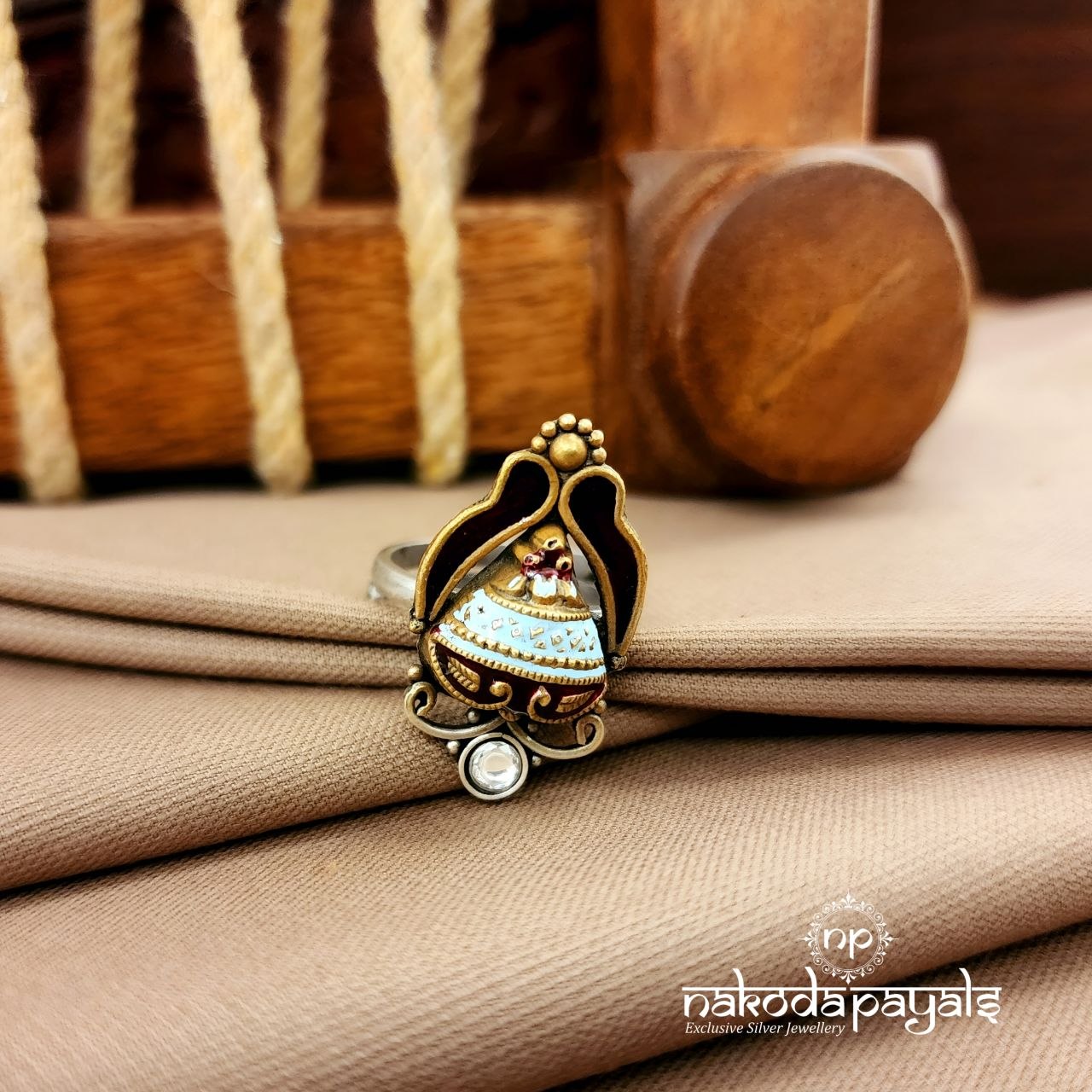 Enameled Finger Ring (F2923)