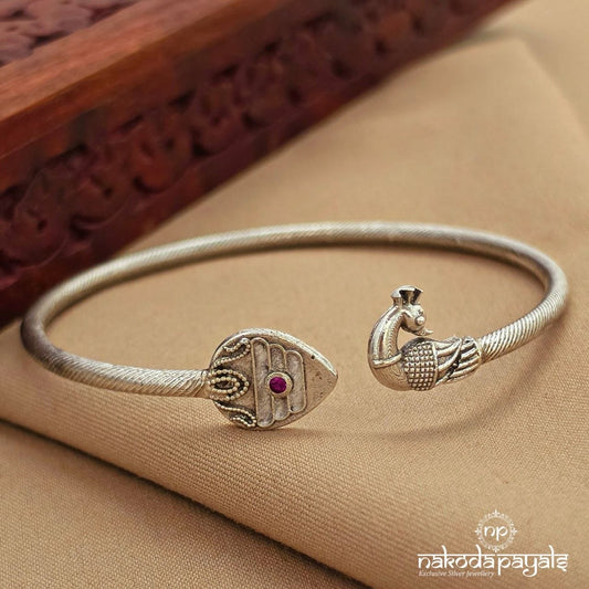 Traditional Murugan Kada (K6309)
