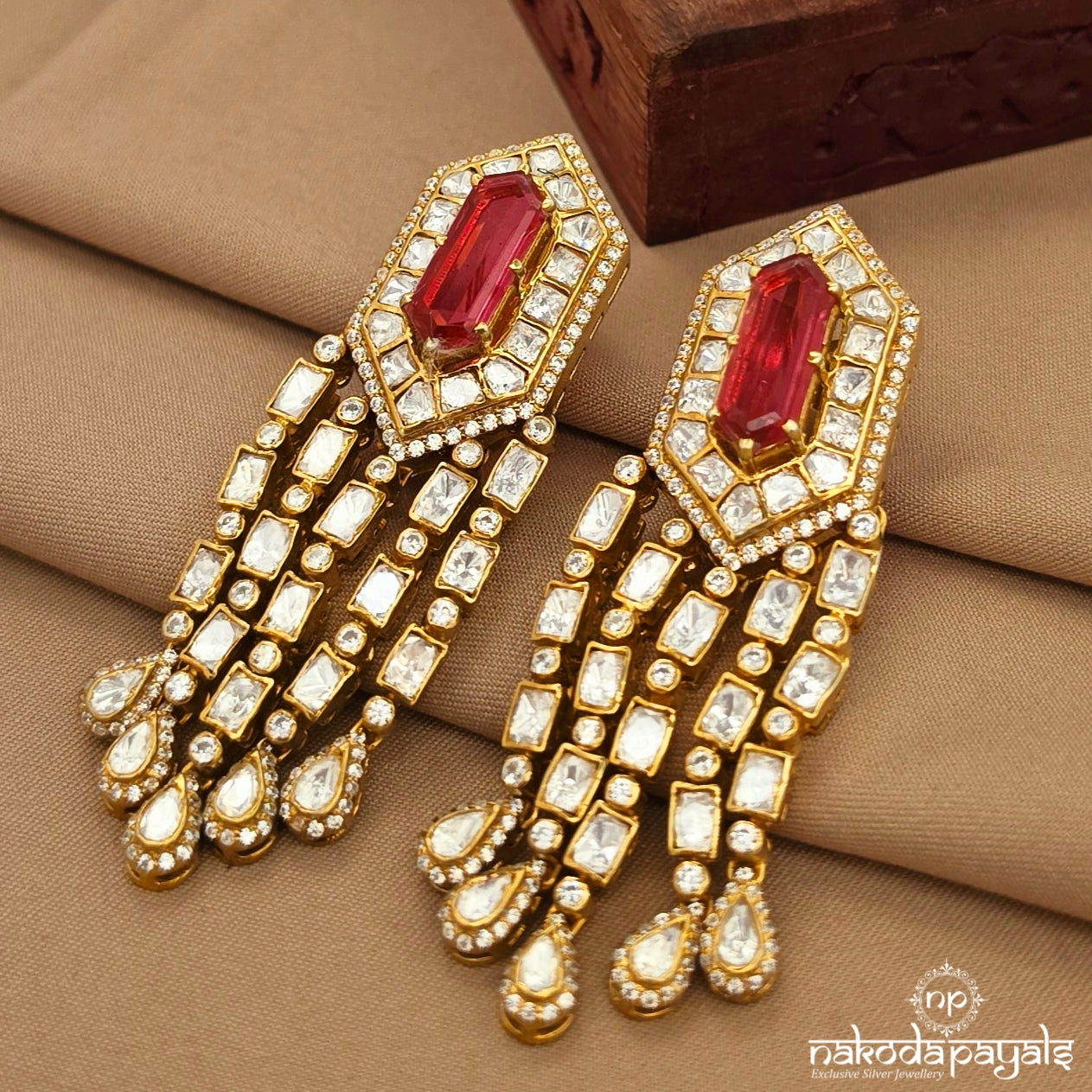 Dazzling Moissanite Earrings (Ge10954)