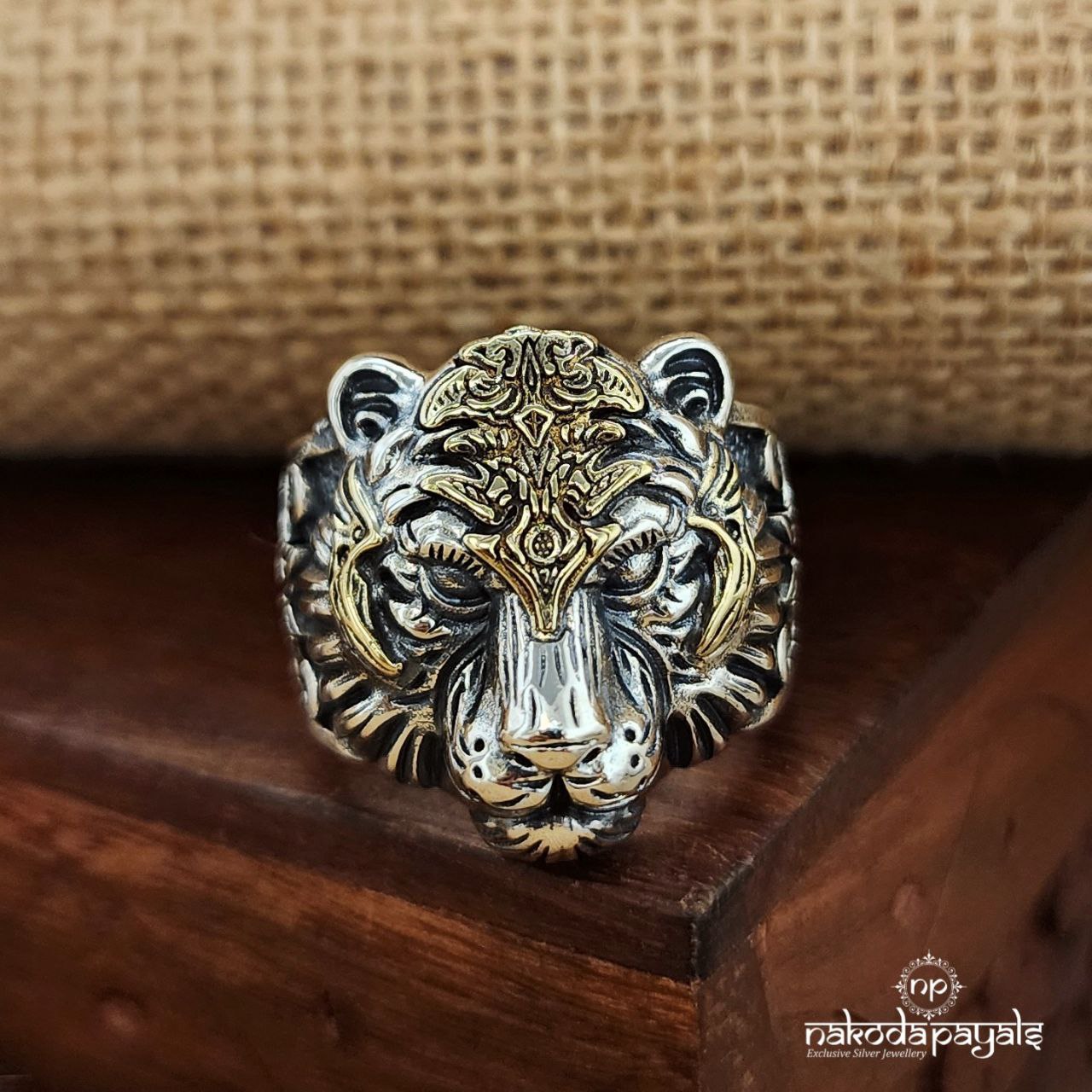 Lion Face Dual Tone Finger Ring (F2770)