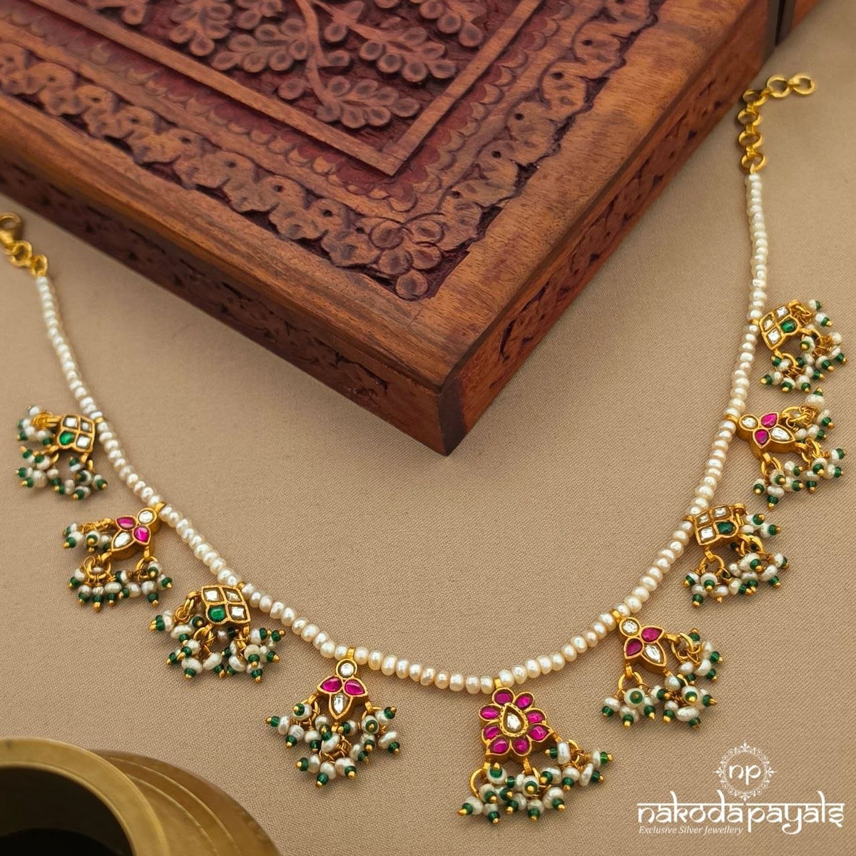 Exclusive Floral Kundan Neckpiece (Gn10849)