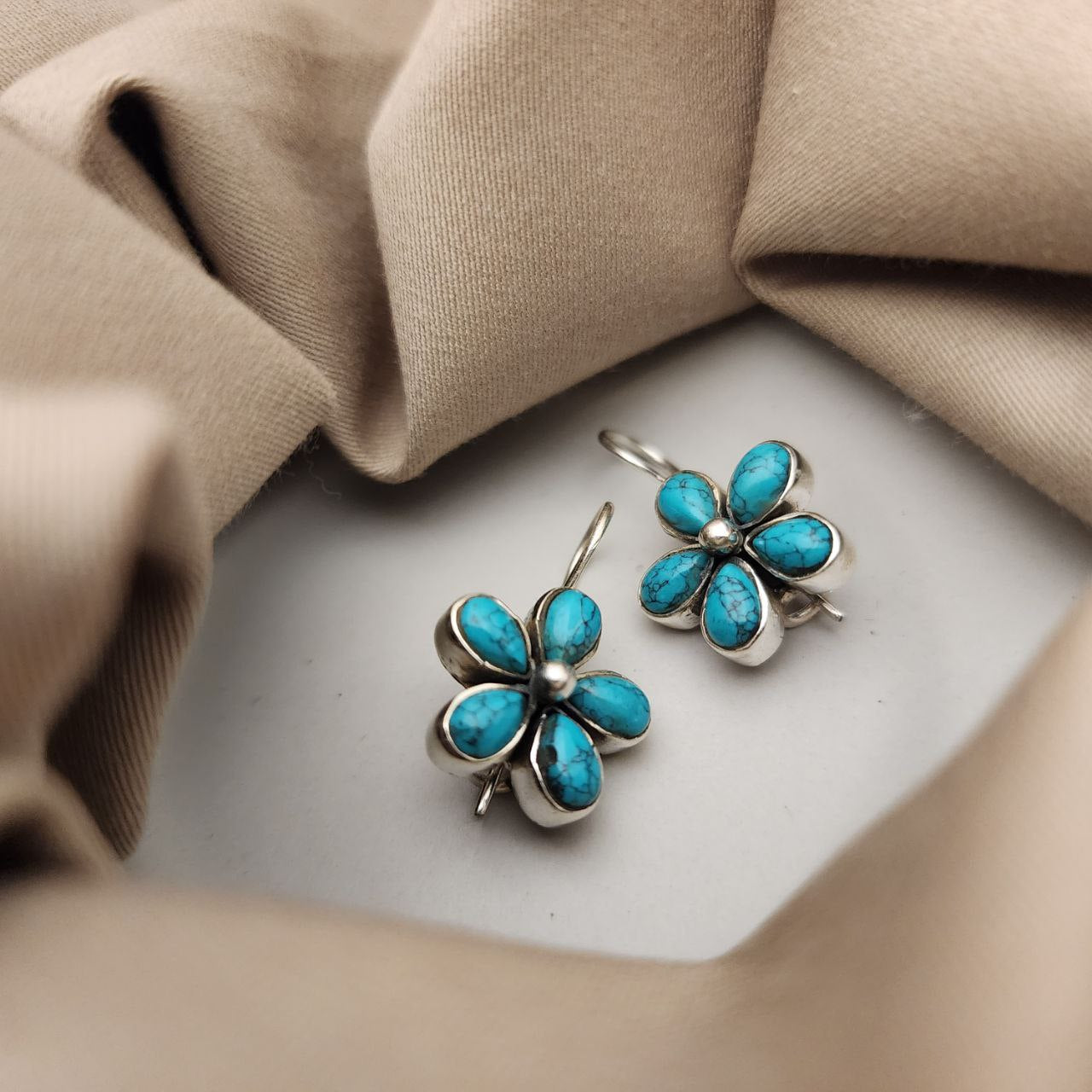 Flower Hanging (H2080)